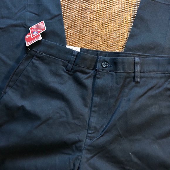 NWT Men’s Docker Individual Fit and Classic Pants - Picture 15 of 16